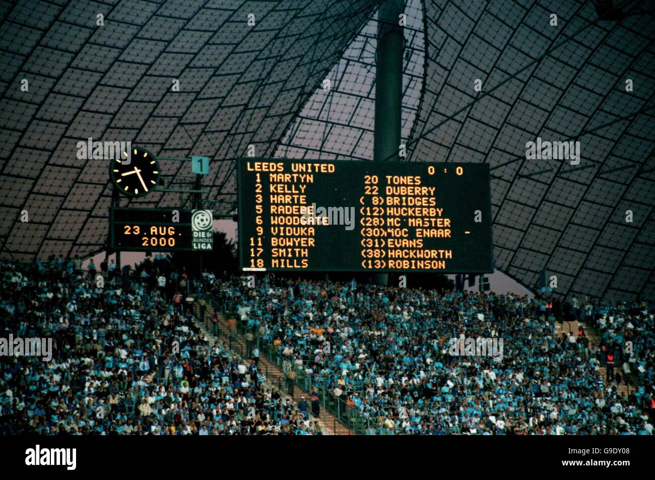 Josh Wolff of 1860 Munich leads the ball during the soccer friendly FC  Bayern Munich vs TSV 1860 Munich at Allianz-Arena in Munich, Germany, 26  January 2008. Photo: Daniel Karmann Stock Photo - Alamy