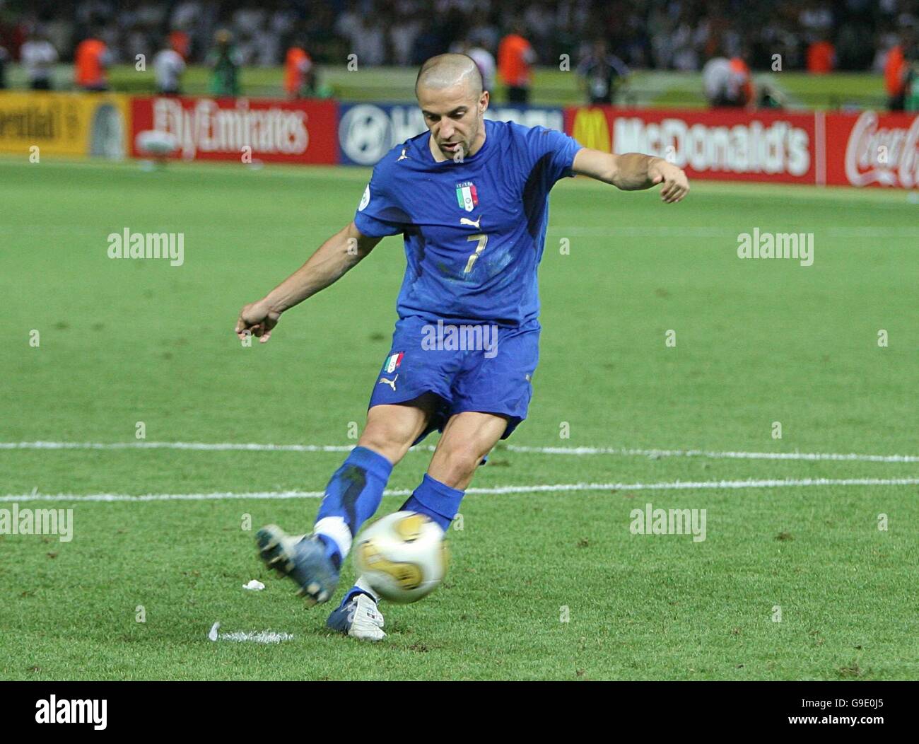 Italy's Alessandro Del Piero scores his penalty in the shootout Stock Photo