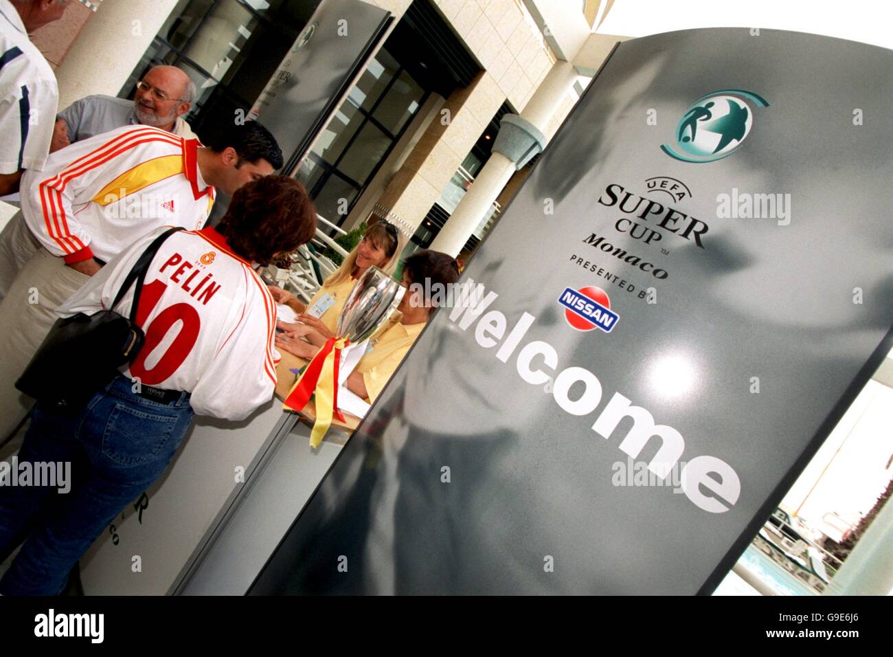 Soccer - UEFA Super Cup - Real Madrid v Galatasaray. A sign welcomes fans to the UEFA Super Cup Stock Photo