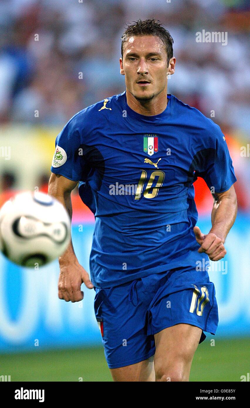 Maillot Italie 2006 Francesco Totti – Taille L – Tenue Domicile Vintage