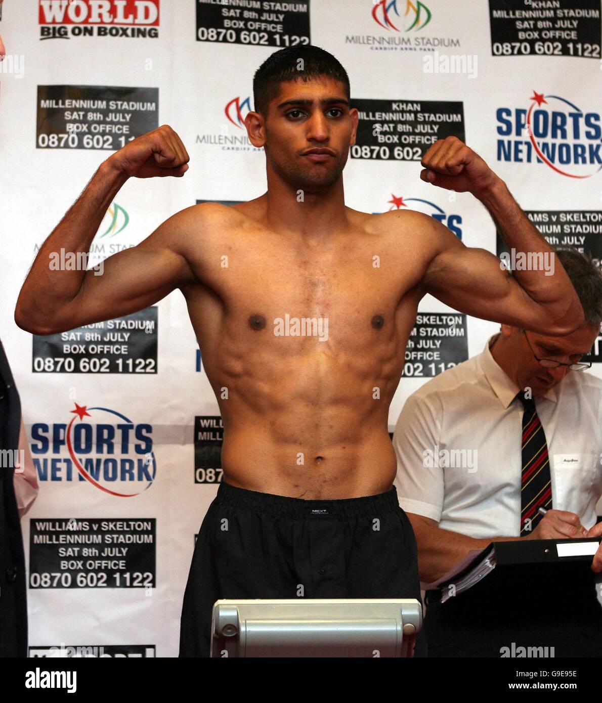 Boxing Weigh In Millennium Stadium Cardiff Stock Photo Alamy