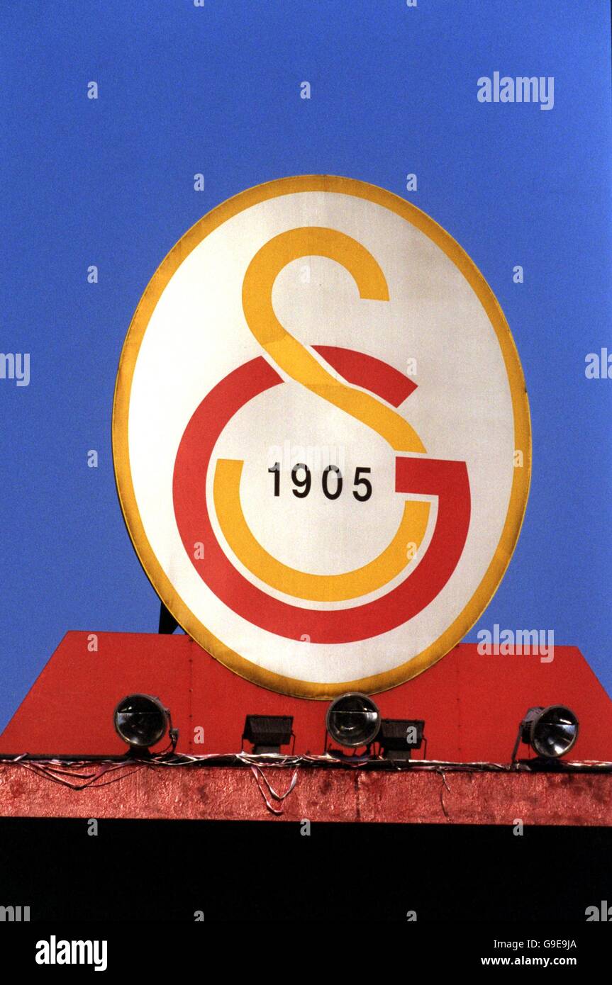 Turkish Soccer - Premier League - Galatasaray v Erzurumspor. A huge Galatasaray badge at the Ali Sami Yen Stadium Stock Photo