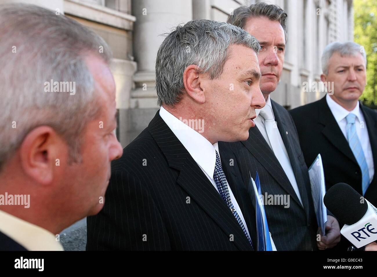 Members of the Ulster Political Research Group from left: William McQuiston, Davy Nichol, Frankie Gallagher and Colin Holiday outside Government Buildings where they met Taoiseach Bertie Ahern TD. Stock Photo