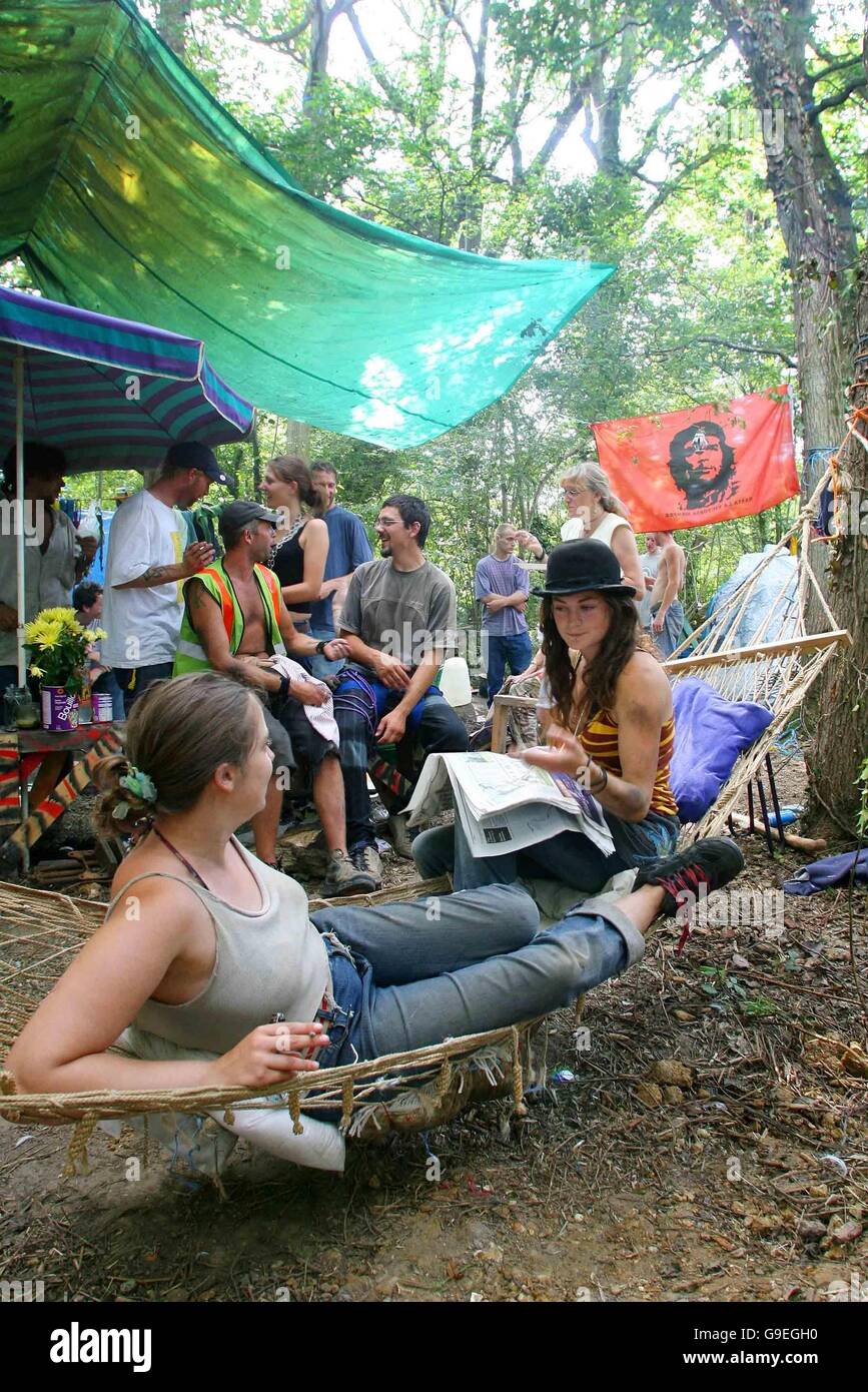 High Court treetop Verdict Durrington Stock Photo Alamy