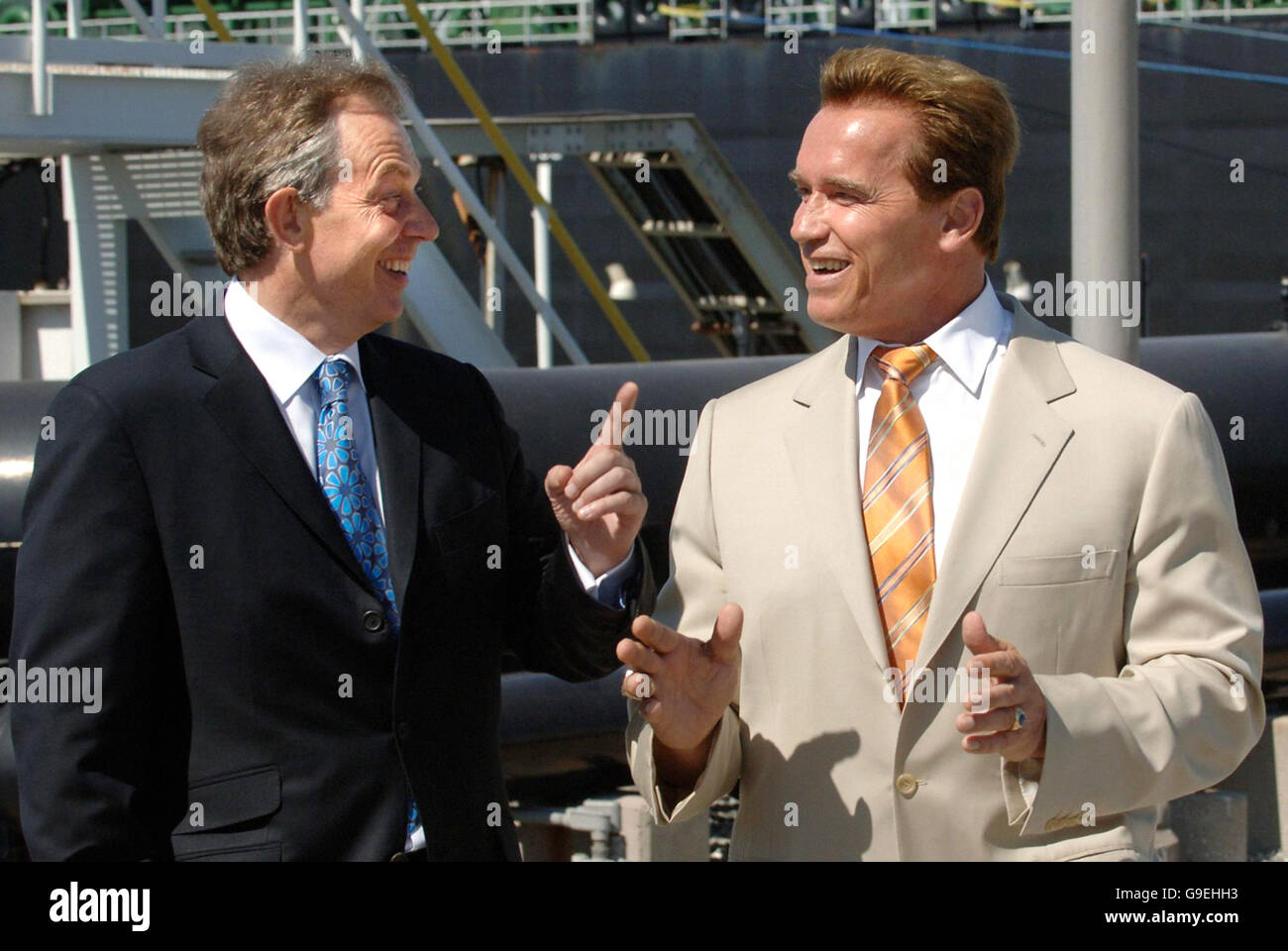 British Prime Minister Tony Blair meets California governor Arnold Schwarzenegger before their meeting on international greenhouse gas emissions, at the BP oil refinery in the Port of Los Angeles, during Mr Blairs four day visit to California. Stock Photo