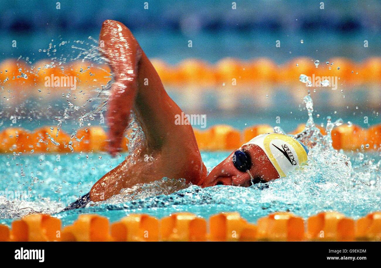 2000-olympics-women-s-swimming-hi-res-stock-photography-and-images-alamy