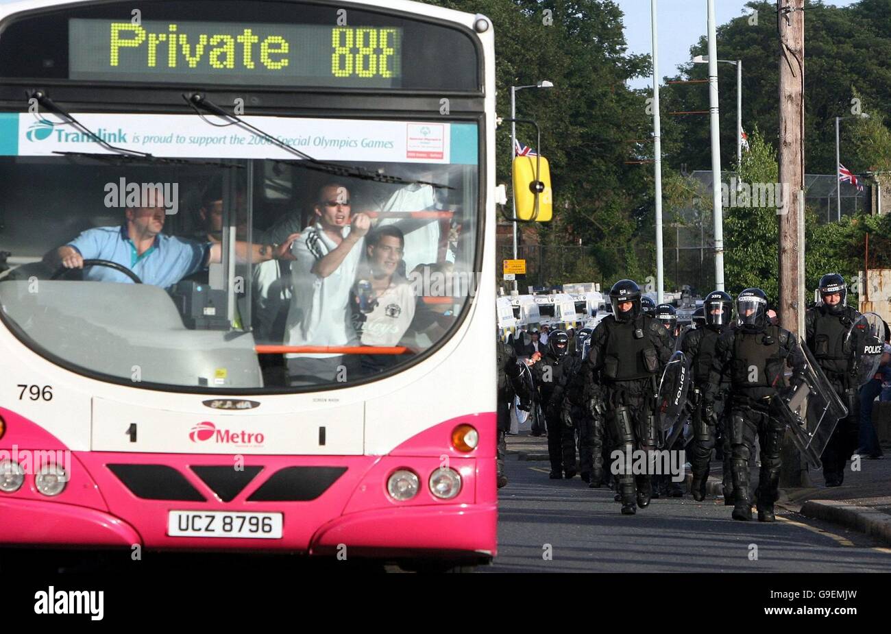 Police riot gear hires stock photography and images Alamy