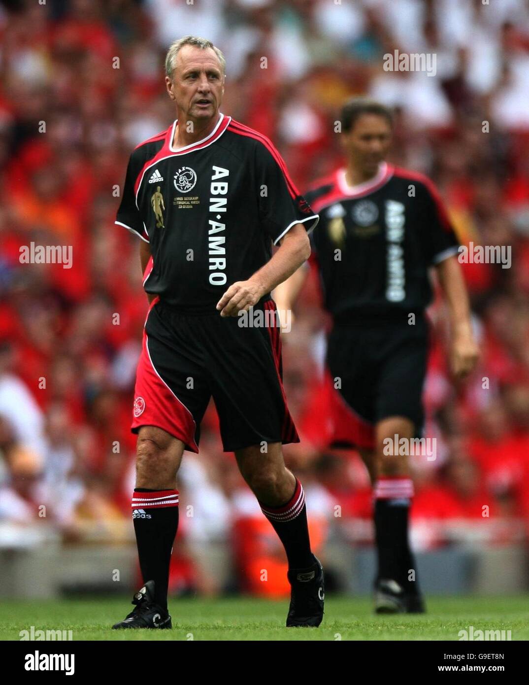 Dennis Bergkamp Holland High Resolution Stock Photography and Images ...