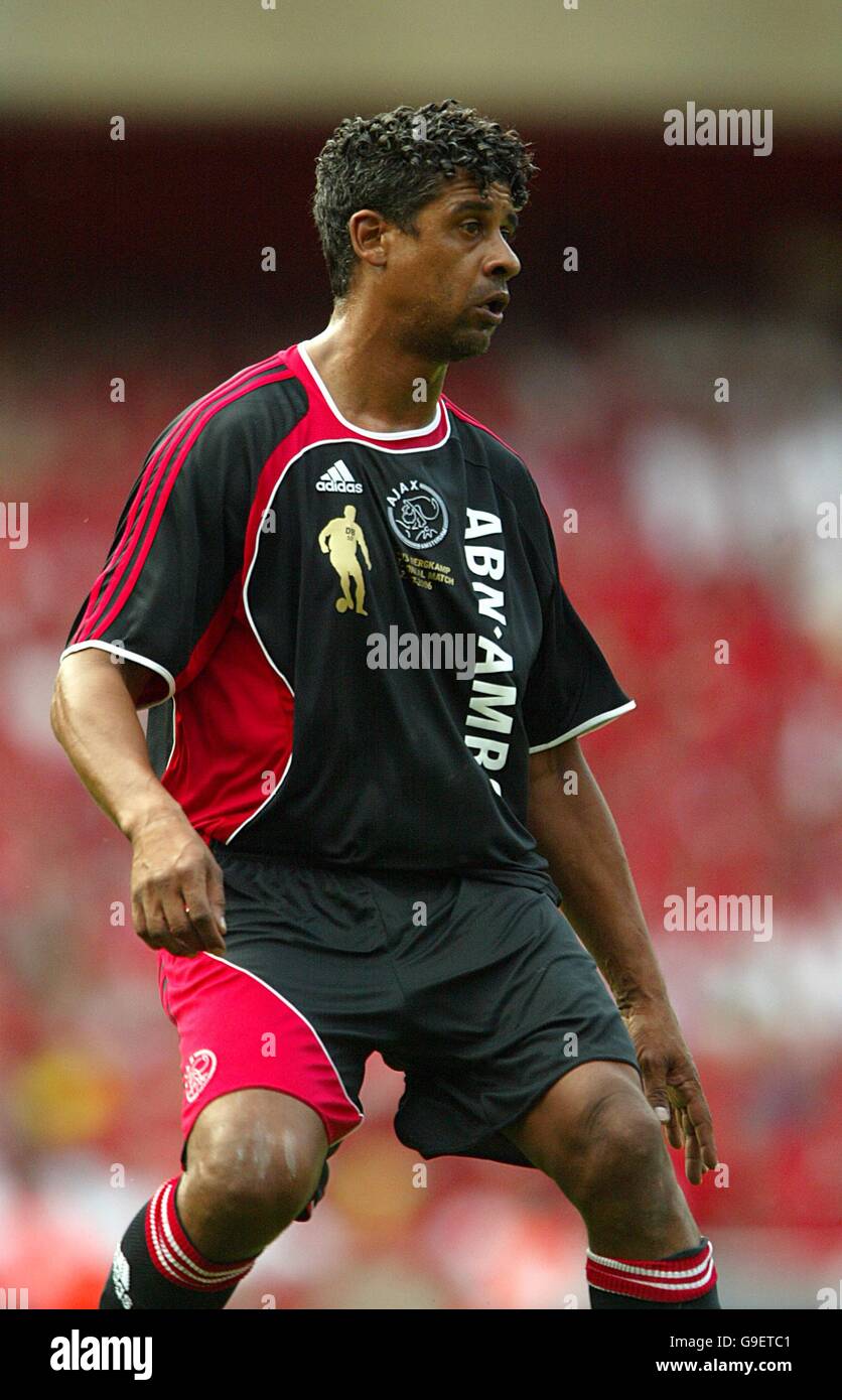Rijkaard ajax hi-res stock photography and images - Alamy