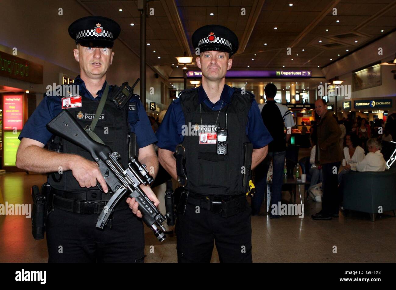 Police manchester airport hi-res stock photography and images - Alamy