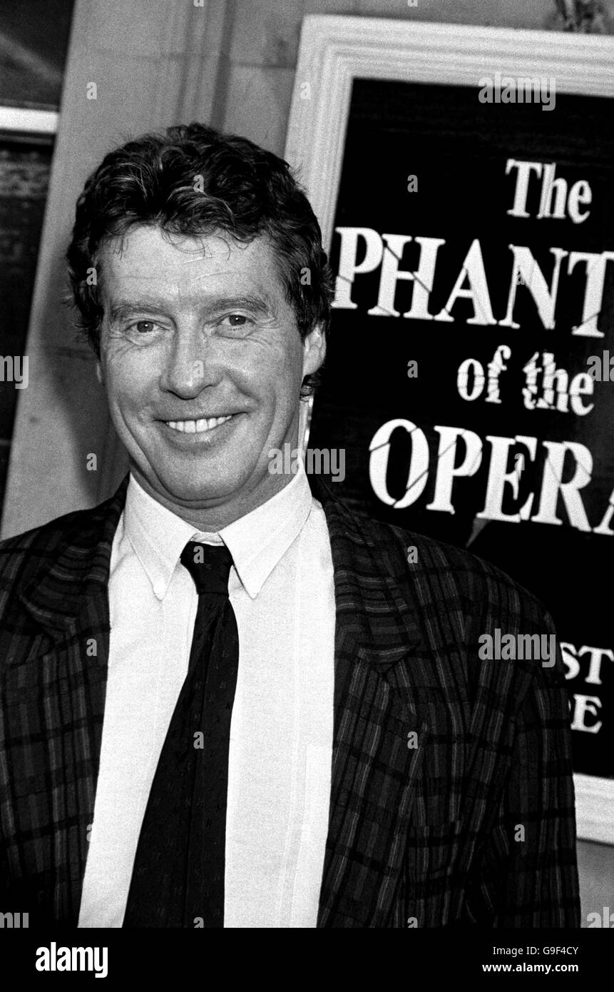 Michael Crawford, star of the hit musical 'Phantom of the opera', at the stage door. Crawford returns after doctors had ordered hm off stage for two weeks due to a hernia. Stock Photo
