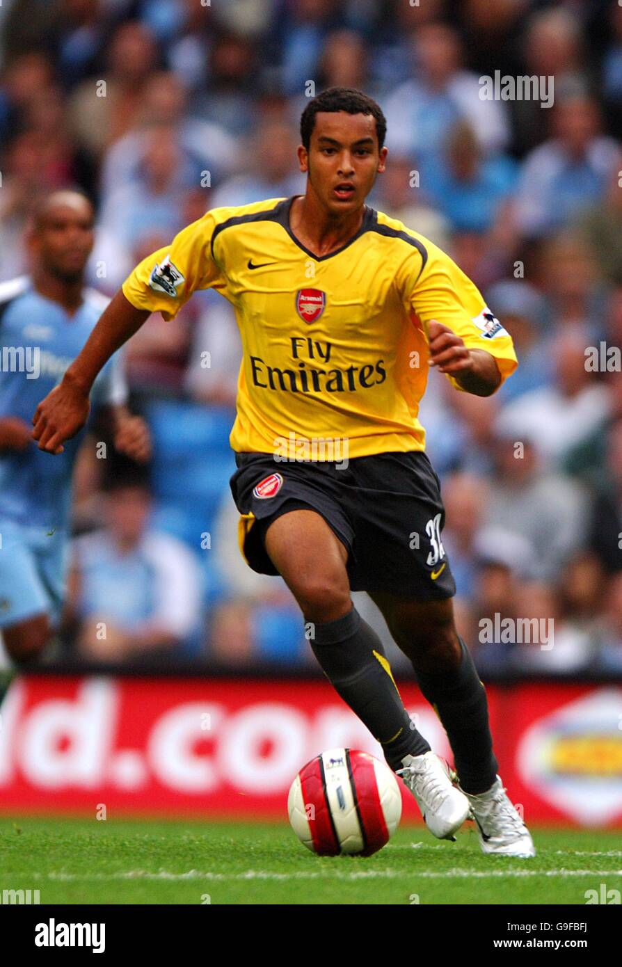 Soccer - FA Barclays Premiership - Manchester City v Arsenal - City Of