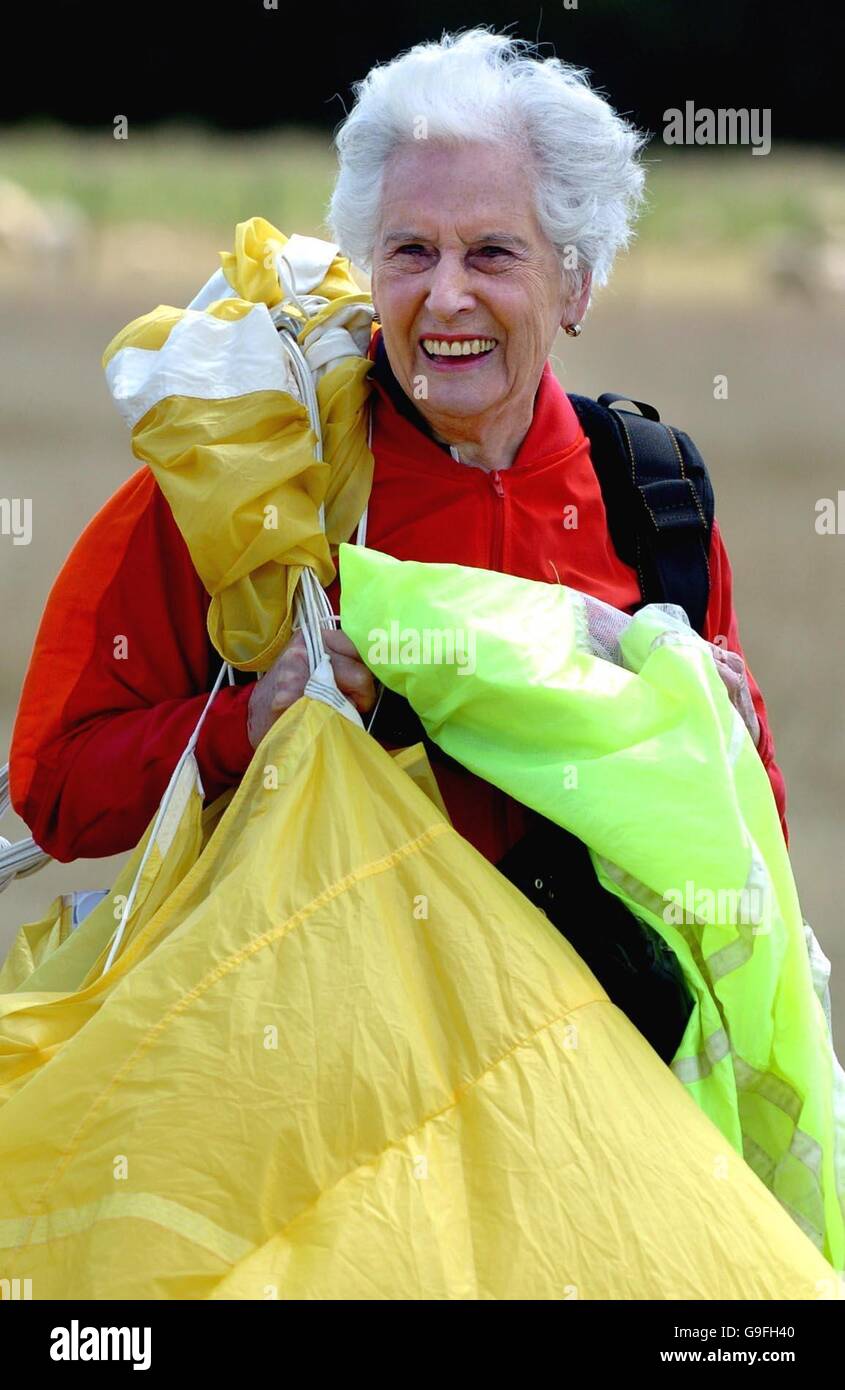 90 year Old Mary Armstrong after making the 12,000 ft tandem Skydive at Headcorn Airfield in Kent. PRESS ASSOCIATION Photo Picture date Tuesday August 8 2006. Mary also known as the recycled teenager made the jump for the Brooke charity whoich look aftercare for working animals in the worlds poorest Country's. Photo credit should read Chris Radburn/PA Stock Photo