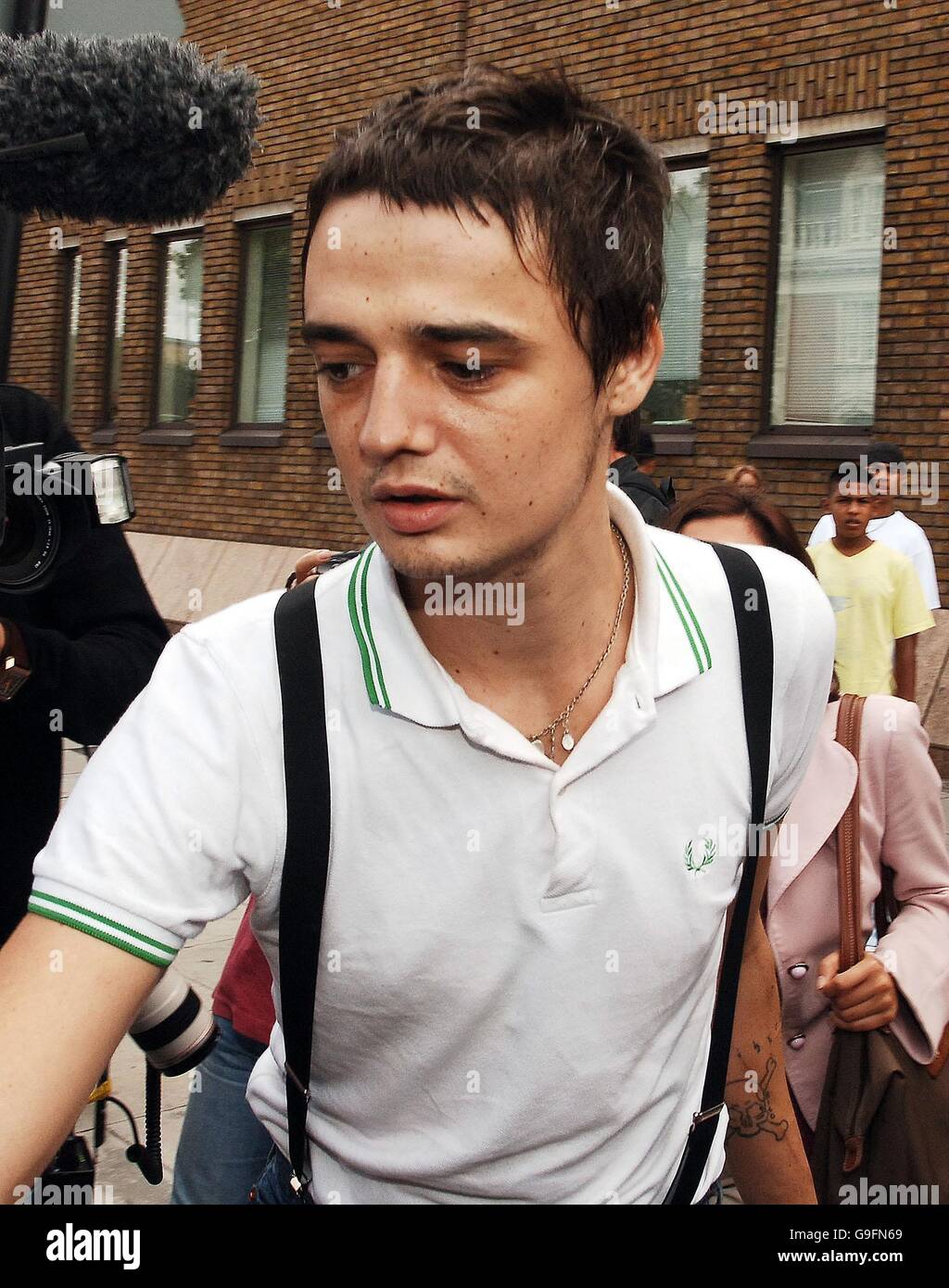 Babyshambles front man Pete Doherty, 27 leaves Thames Magistrates Court in Bow, east London after he pleaded guilty to five counts of possessing drugs including heroin and crack cocaine. Stock Photo