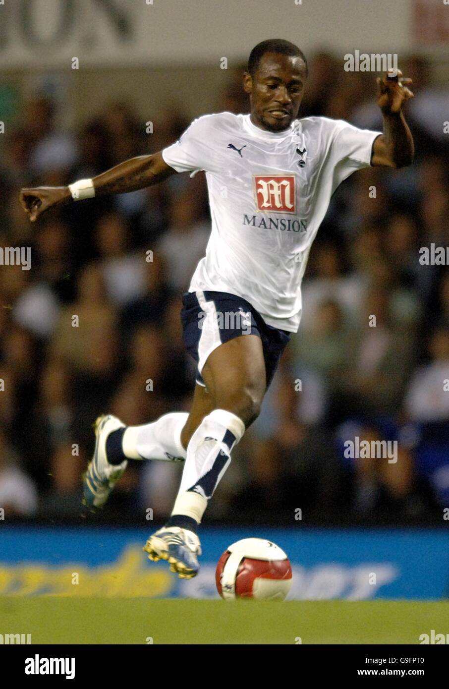 Soccer - FA Barclays Premiership - Tottenham Hotspur v Sheffield United - White Hart Lane. Didier Zokora, Tottenham Hotspur Stock Photo