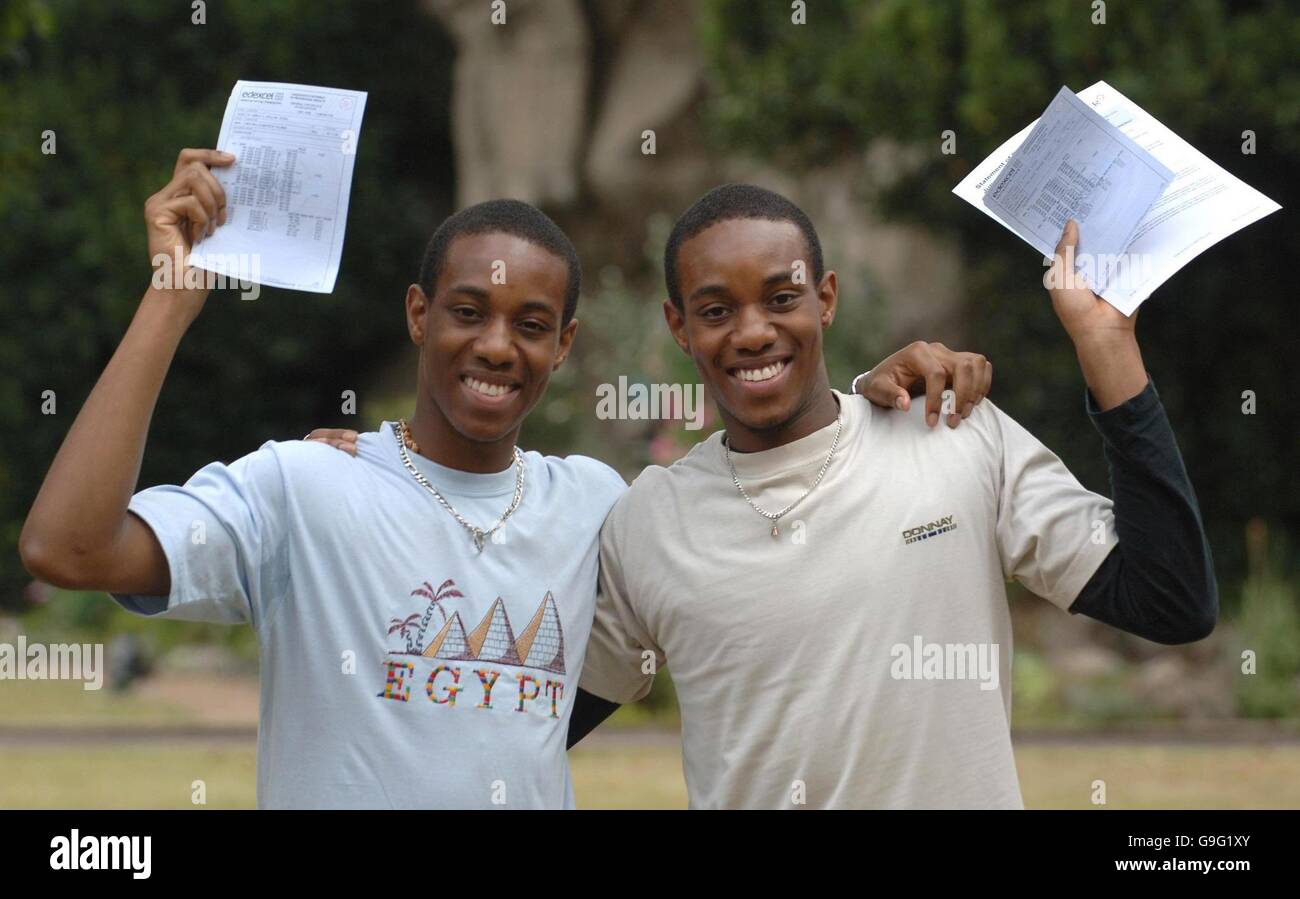 Twins celebrate a level results hi-res stock photography and images - Alamy