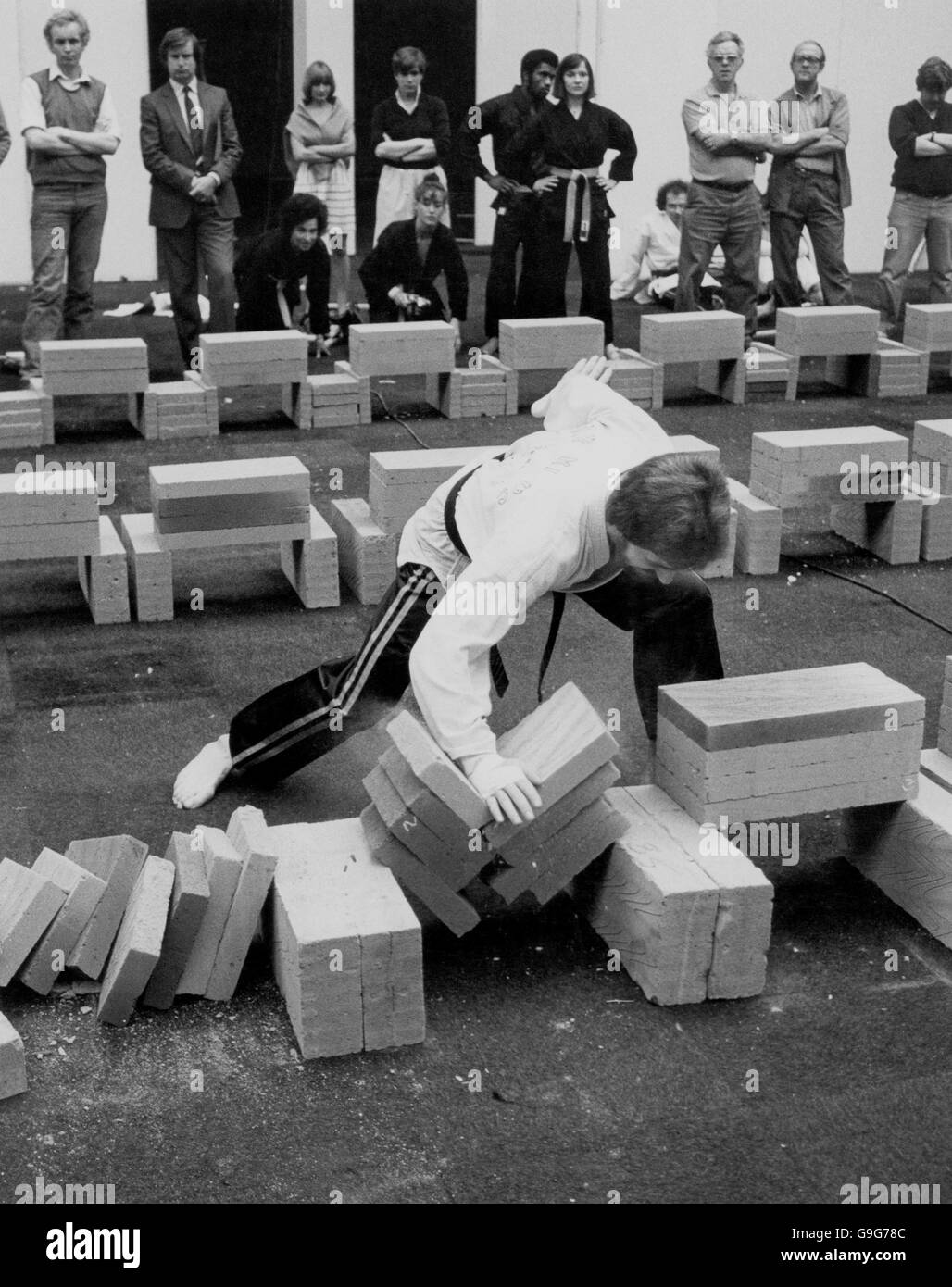 Martial Arts. Aikido fifth-dan Bob Miller pictured during his world record attempt in which he broke 780 bricks in under five minutes with hand chops Stock Photo