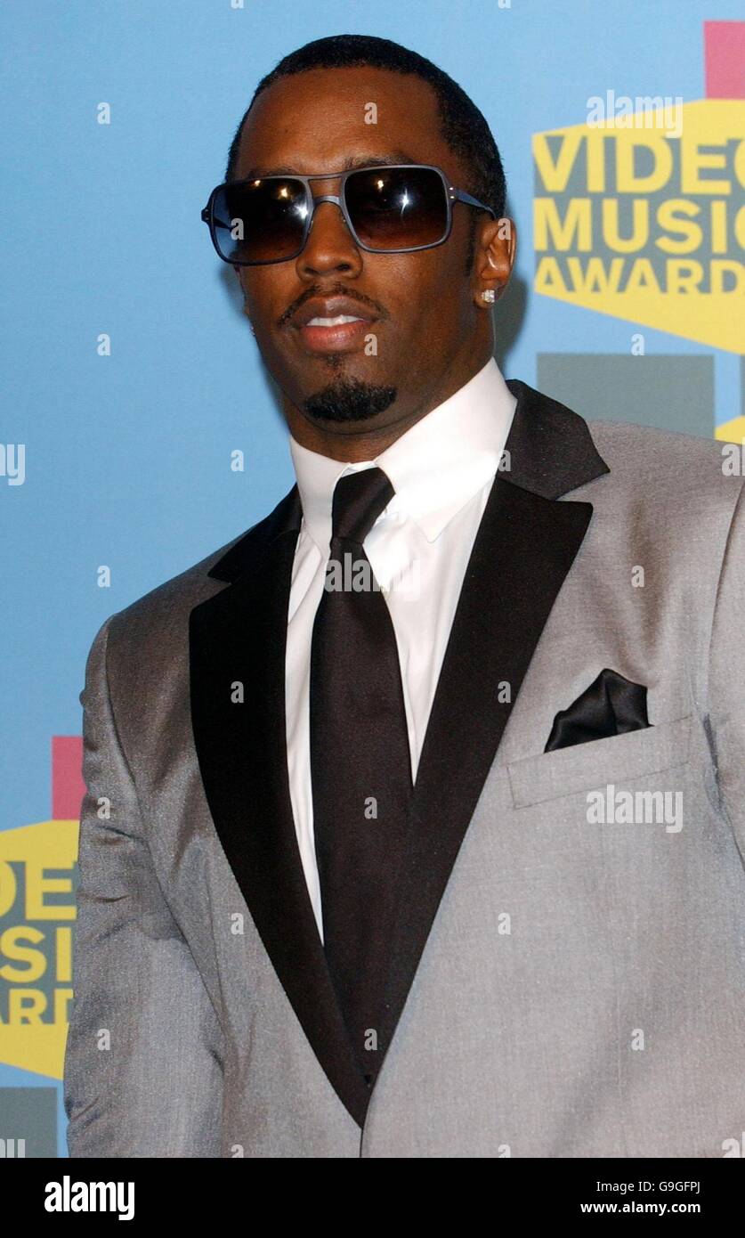 P diddy hi-res stock photography and images - Alamy