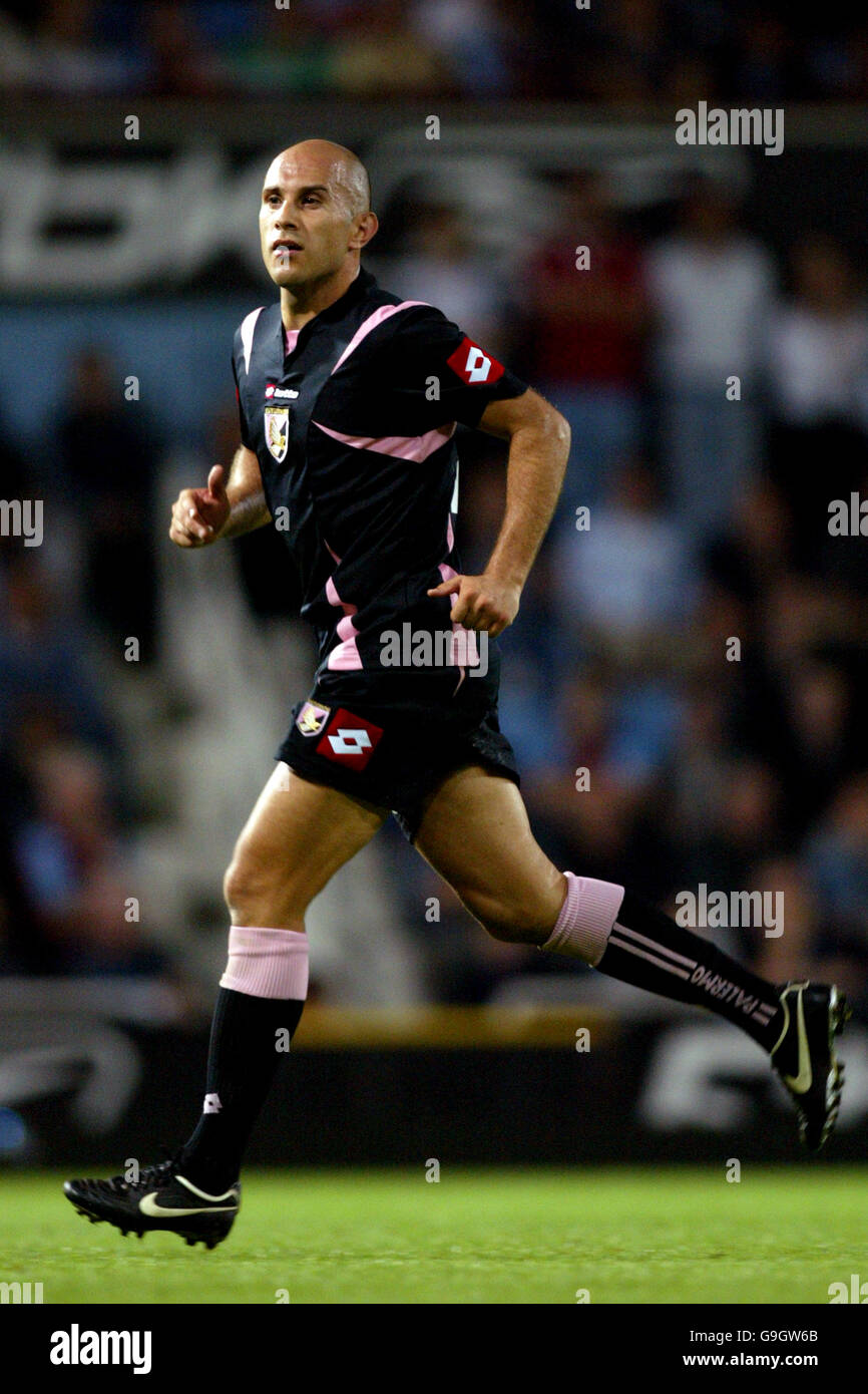 Soccer - UEFA Cup - First Round - First Leg - West Ham United v Palermo - Upton Park Stock Photo