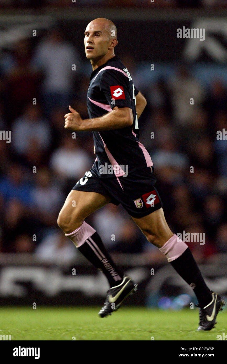 Soccer - UEFA Cup - First Round - First Leg - West Ham United v Palermo - Upton Park. Mark Bresciano, Palermo Stock Photo