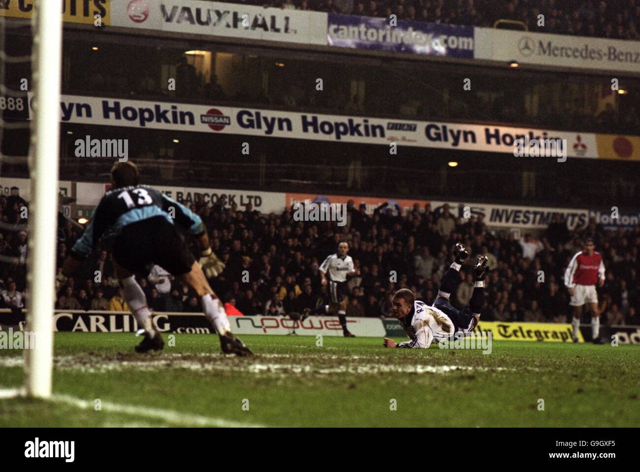Soccer - FA Carling Premiership - Tottenham Hotspur v Arsenal. Tottenham Hotspur's Sergei Rebrov (r) scores the opening goal against Arsenal Stock Photo