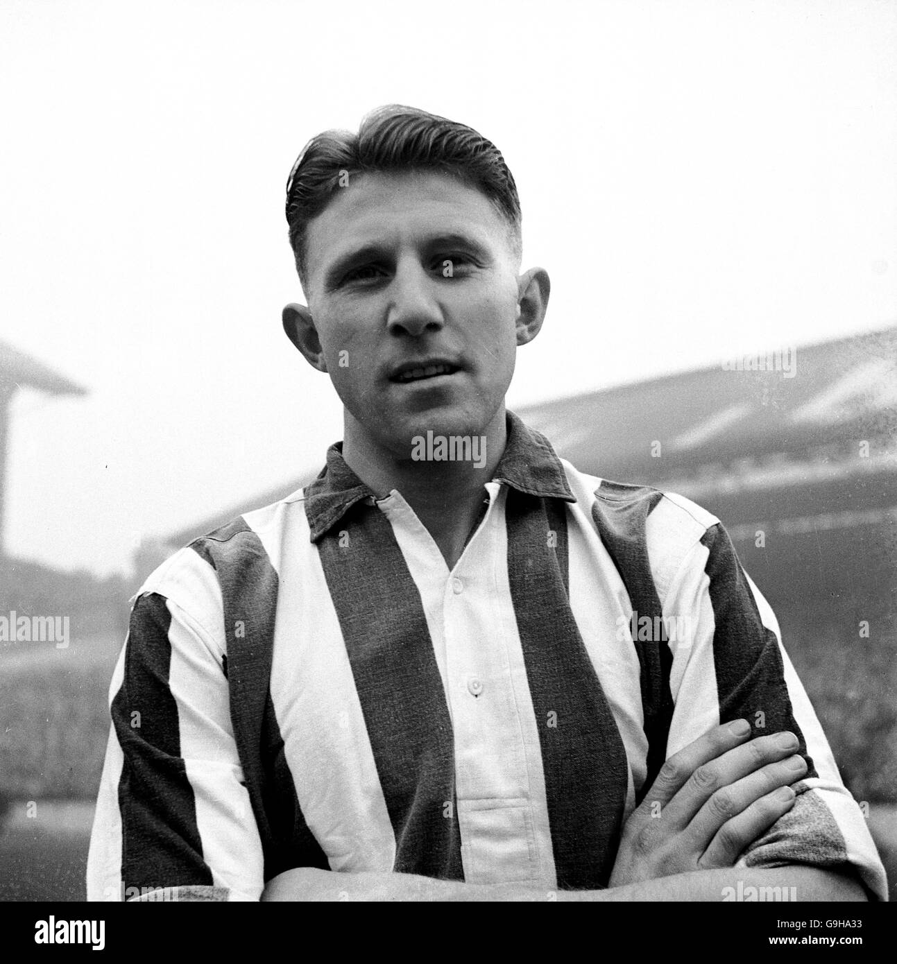 Soccer - Football League Division Two - Tottenham Hotspur v West Bromwich Albion. Ray Barlow, West Bromwich Albion Stock Photo