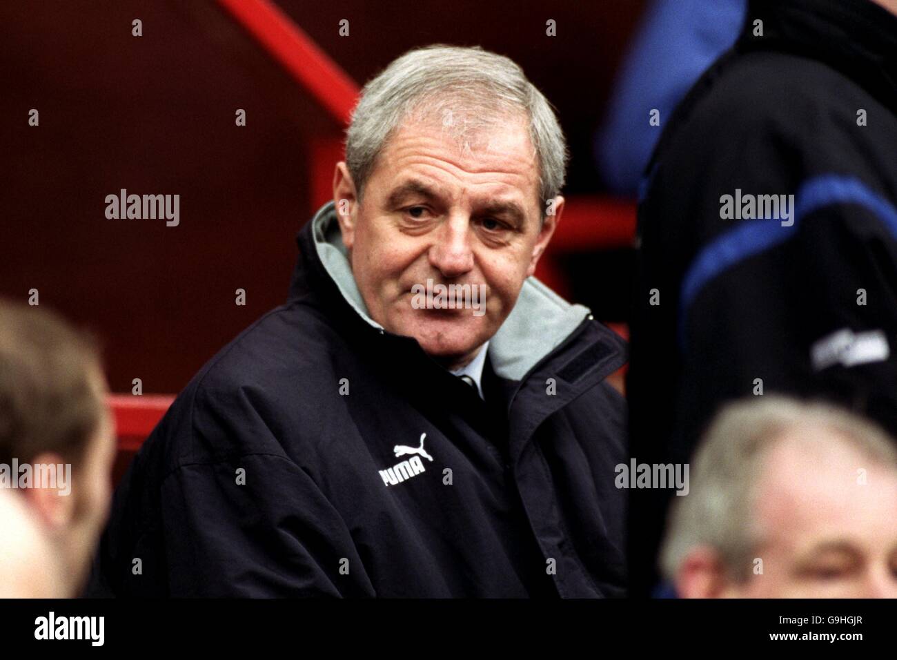 Soccer - FA Carling Premiership - Manchester United v Everton. A sad Walter Smith the Everton manager watches his side lose 1-0 to Manchester United at Old Trafford Stock Photo