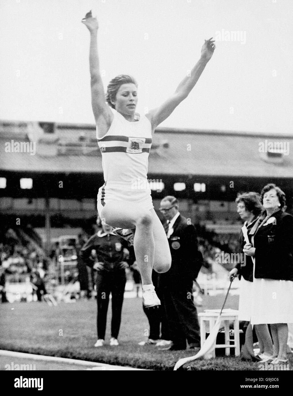 Athletics - Women's Long Jump - White City. Mary Rand wins the long jump at the White City, London Stock Photo