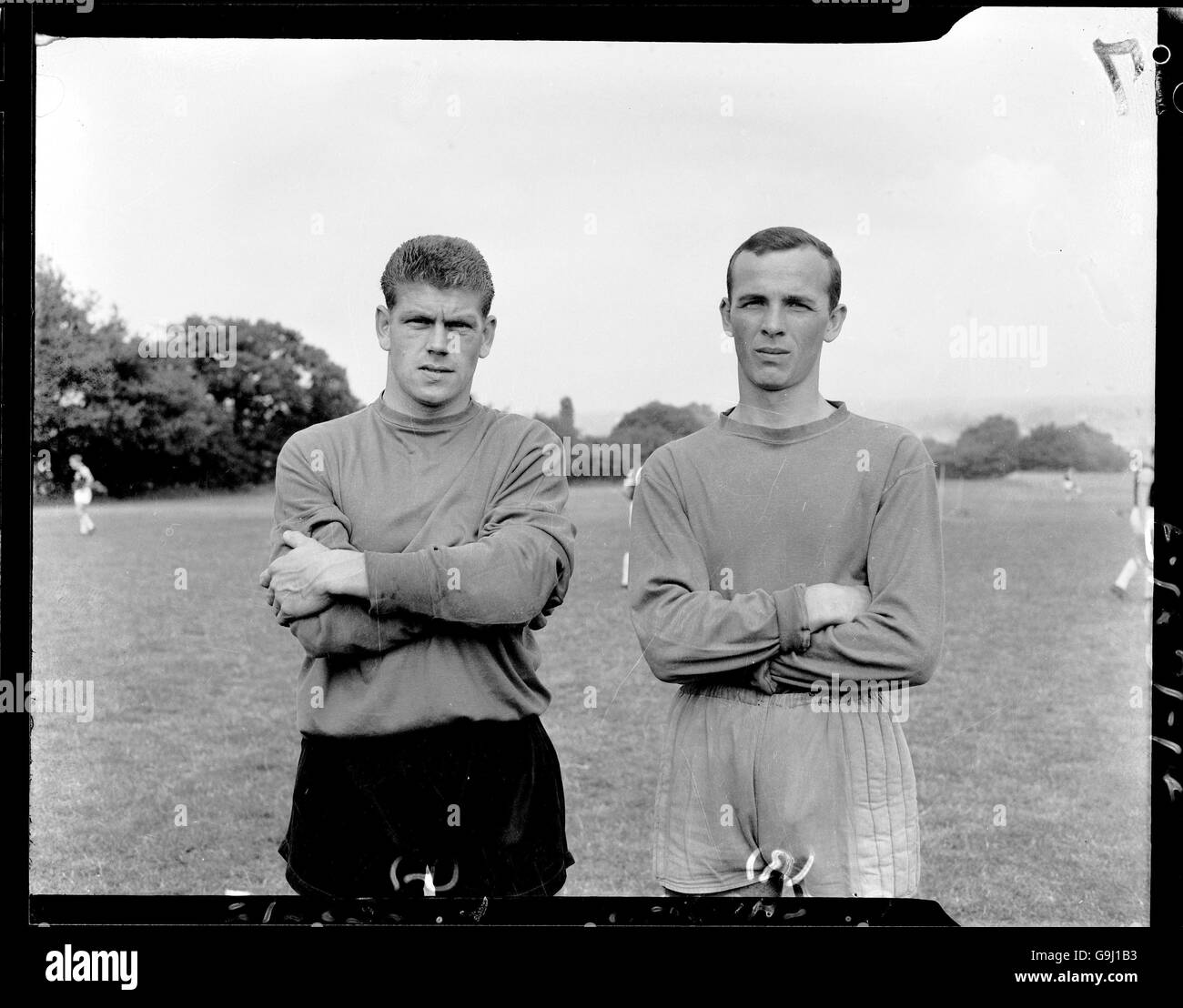 (L-R) Lawrie Leslie and Brian Rhodes, West Ham United Stock Photo - Alamy