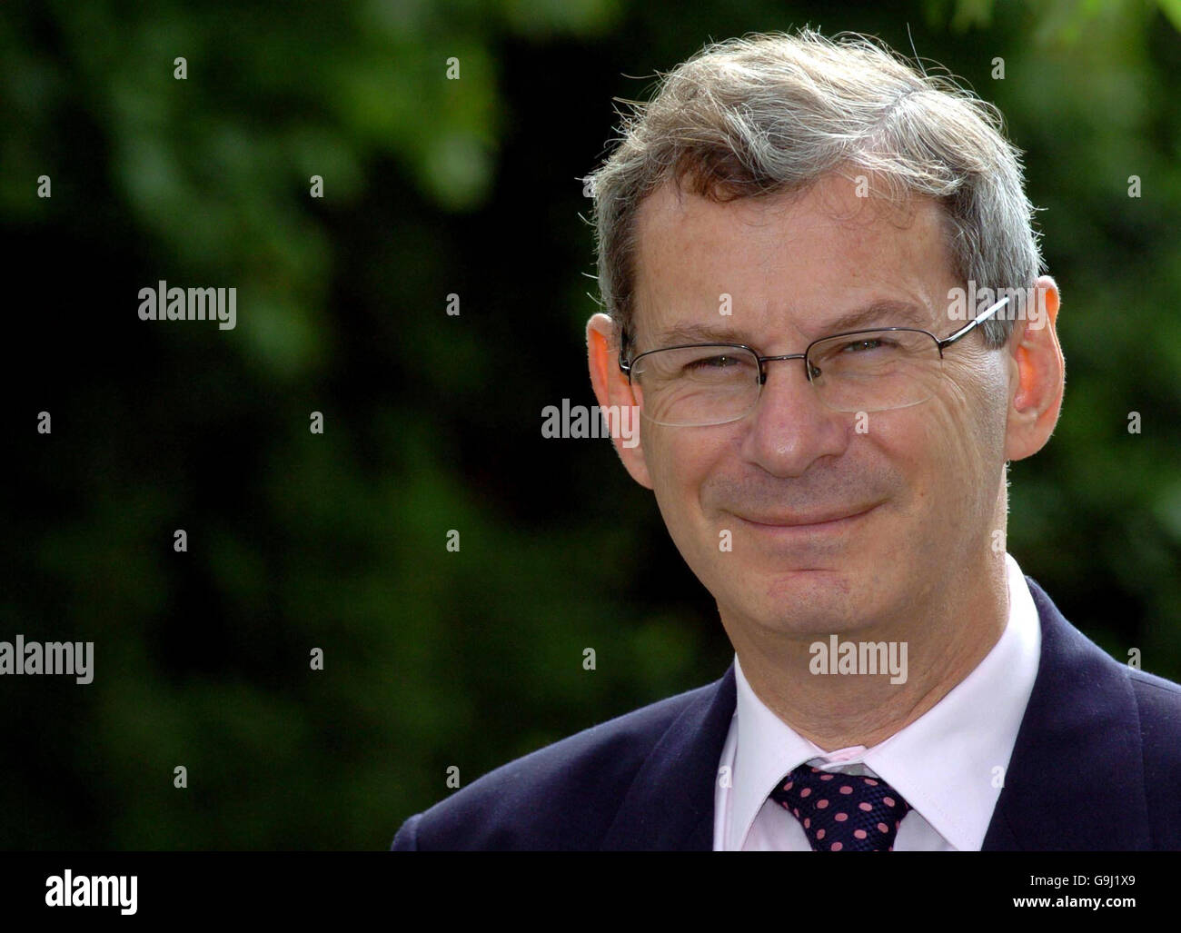 Health Secretary Patricia Hewitt visits Bedford Hospital Stock Photo