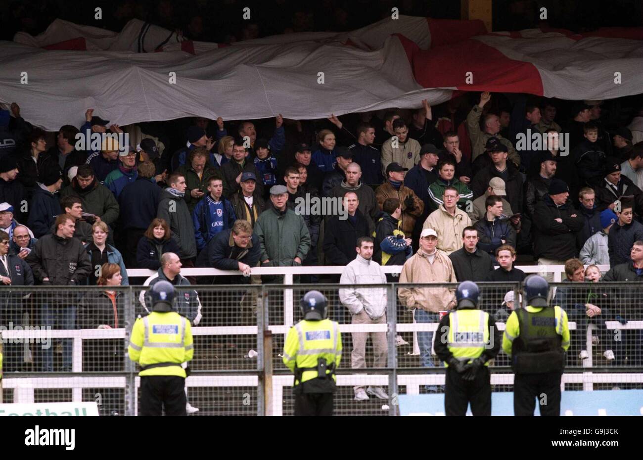 Soccer - Nationwide League Division Two - Swansea City v Millwall. Millwall  fans taunt the Swansea City fans Stock Photo - Alamy