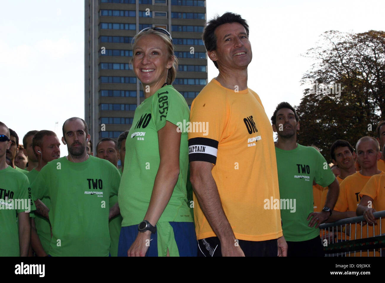 Paula Radcliffe and Seb Coe at the start of the Nike Run London 10 km run  at Hyde Park, London Stock Photo - Alamy