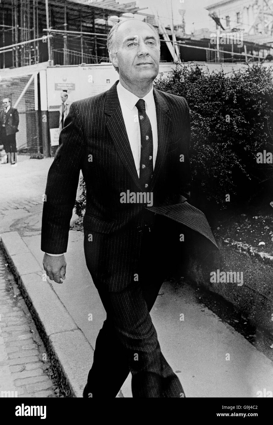 Crime. Tony Lundy, Scotland Yard detective Stock Photo Alamy