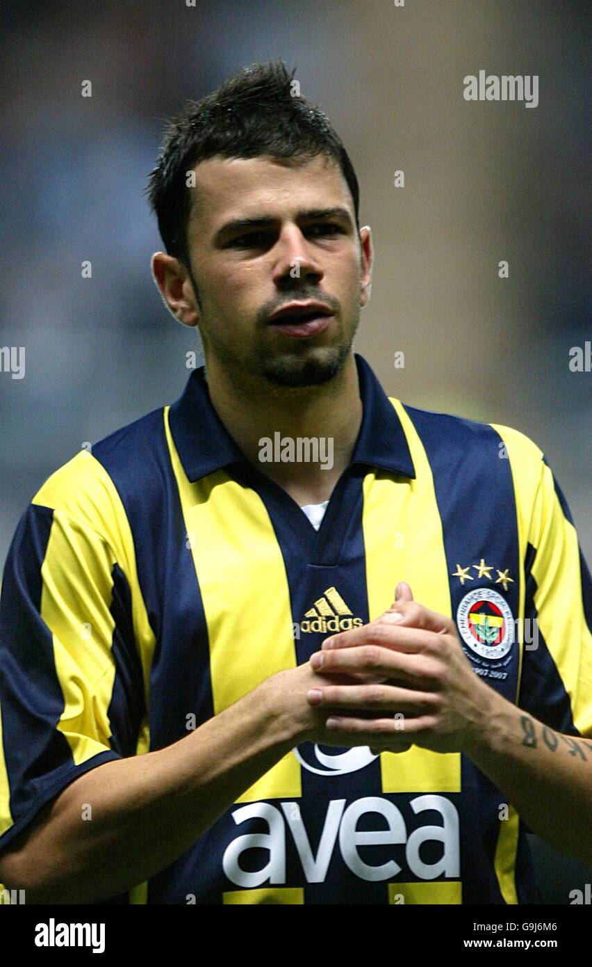 Soccer - UEFA Cup - Group H - Newcastle United v Fenerbahce - St James Park. Mateja Kezman, Fenerbahce Stock Photo