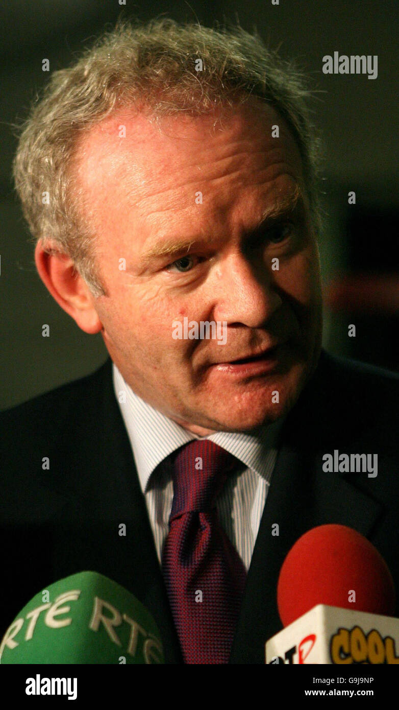 Sinn Fein S Martin Mcguinness Speaks During A Press Conference At St Andrews Hotel In Scotland