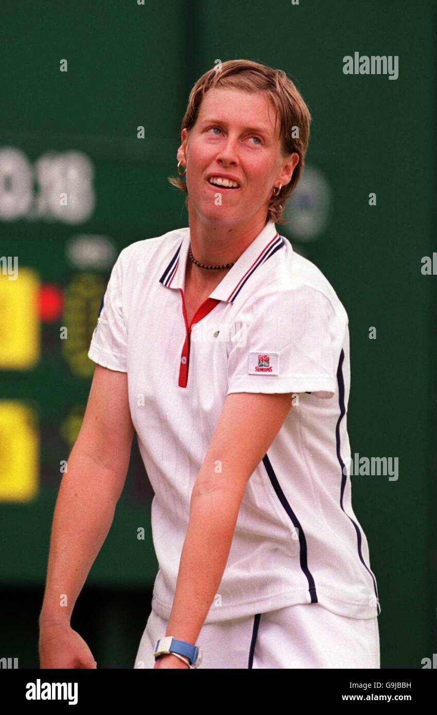Tennis - Wimbledon Championships - Ladies' Singles - First Round - Anke  Huber v Jo Ward. Jo Ward Stock Photo - Alamy