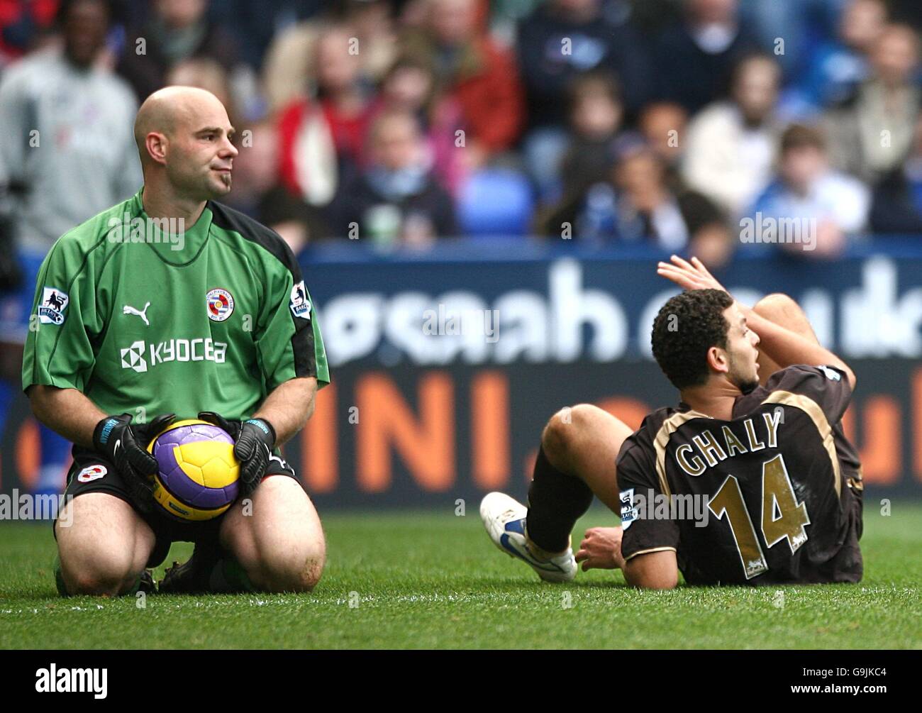 Soccer - FA Barclays Premiership - Reading v Tottenham Hotspur - Madejski Stadium Stock Photo