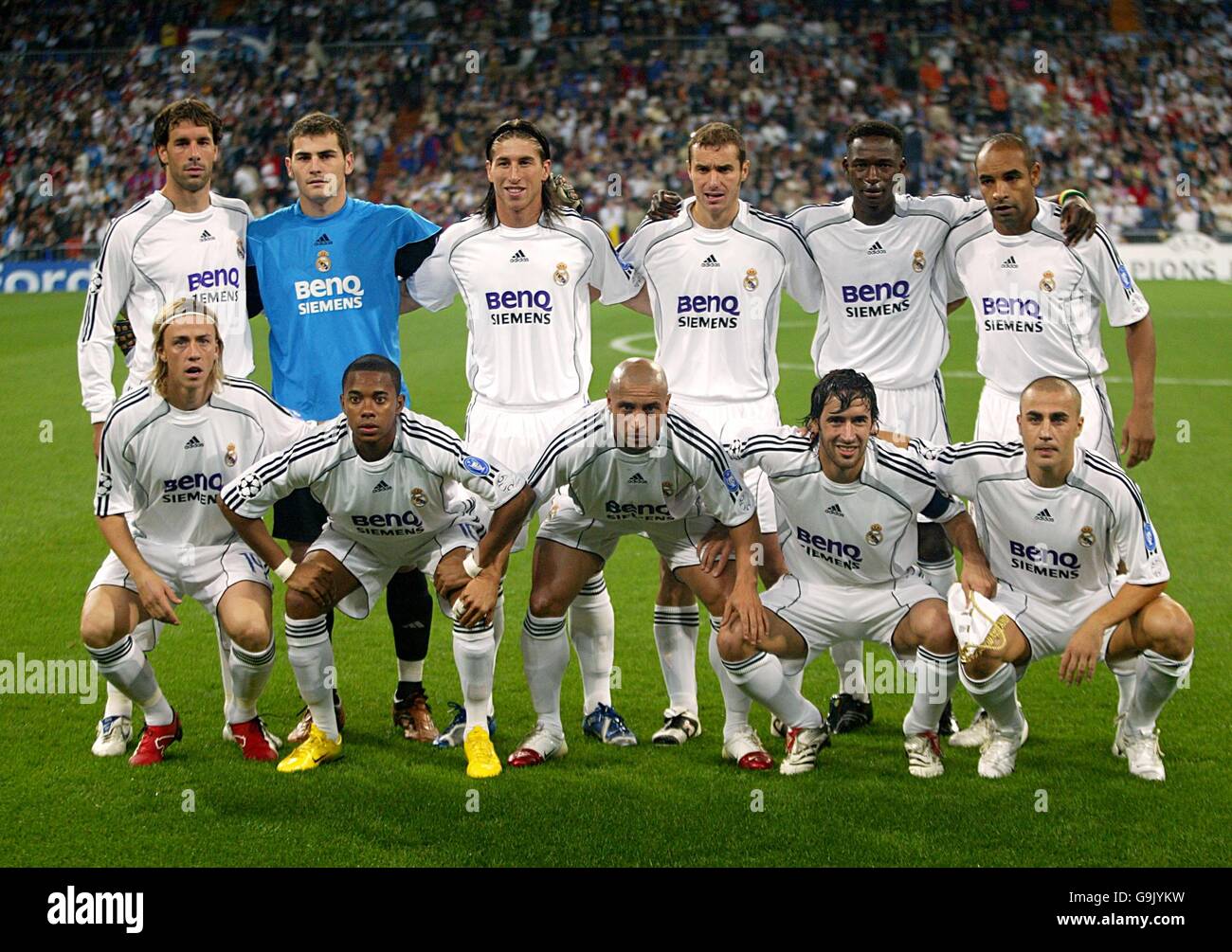 Soccer - UEFA Champions League - Group E - Real Madrid v Steaua Bucuresti -  Santiago Bernabeu Stock Photo - Alamy