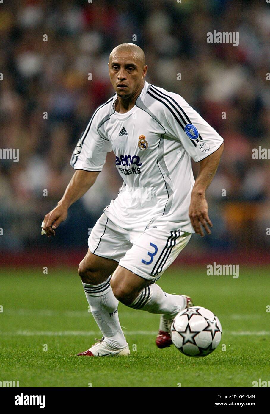 Soccer - UEFA Champions League - Group E - Real Madrid v Steaua Bucuresti -  Santiago Bernabeu. Sorin Paraschiv, Steaua Bucuresti Stock Photo - Alamy