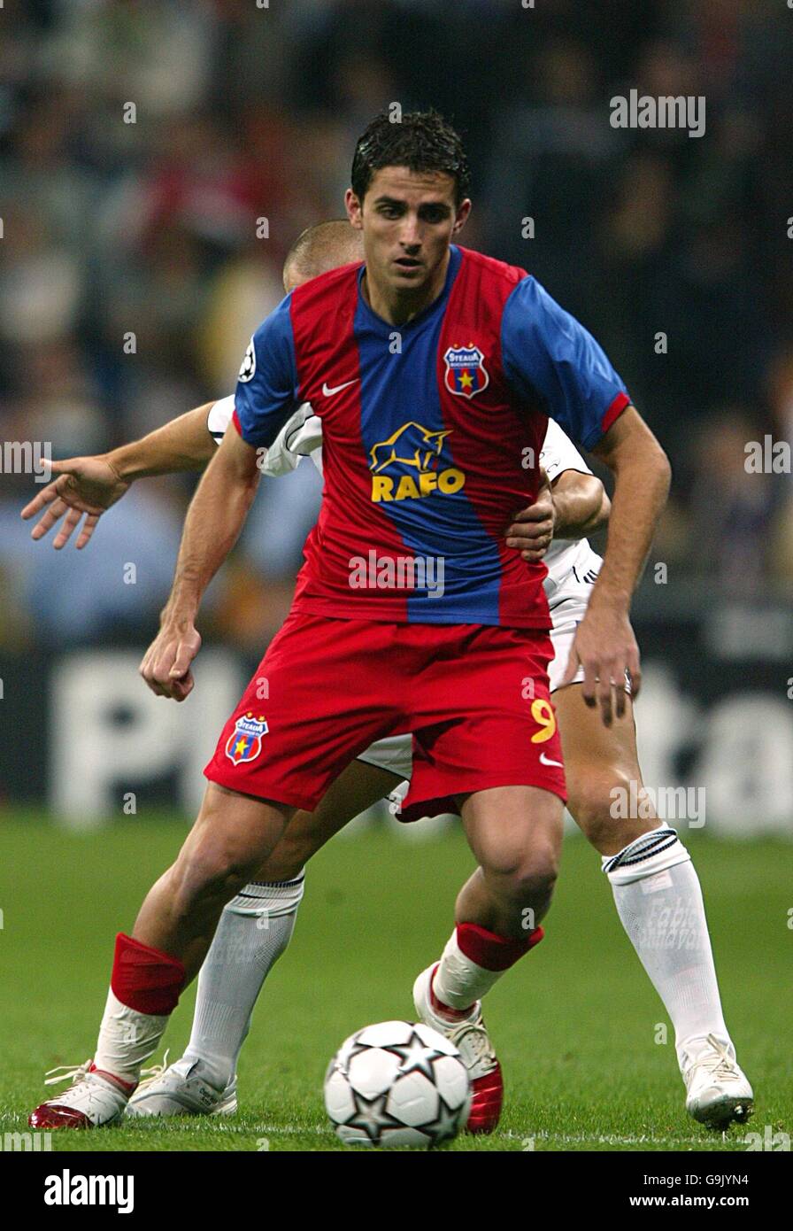 Soccer - UEFA Champions League - Group E - Real Madrid v Steaua Bucuresti - Santiago Bernabeu Stock Photo