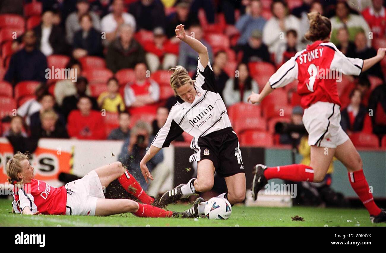 Women's Soccer - AXA FA Cup Final - Arsenal v Fulham Stock Photo