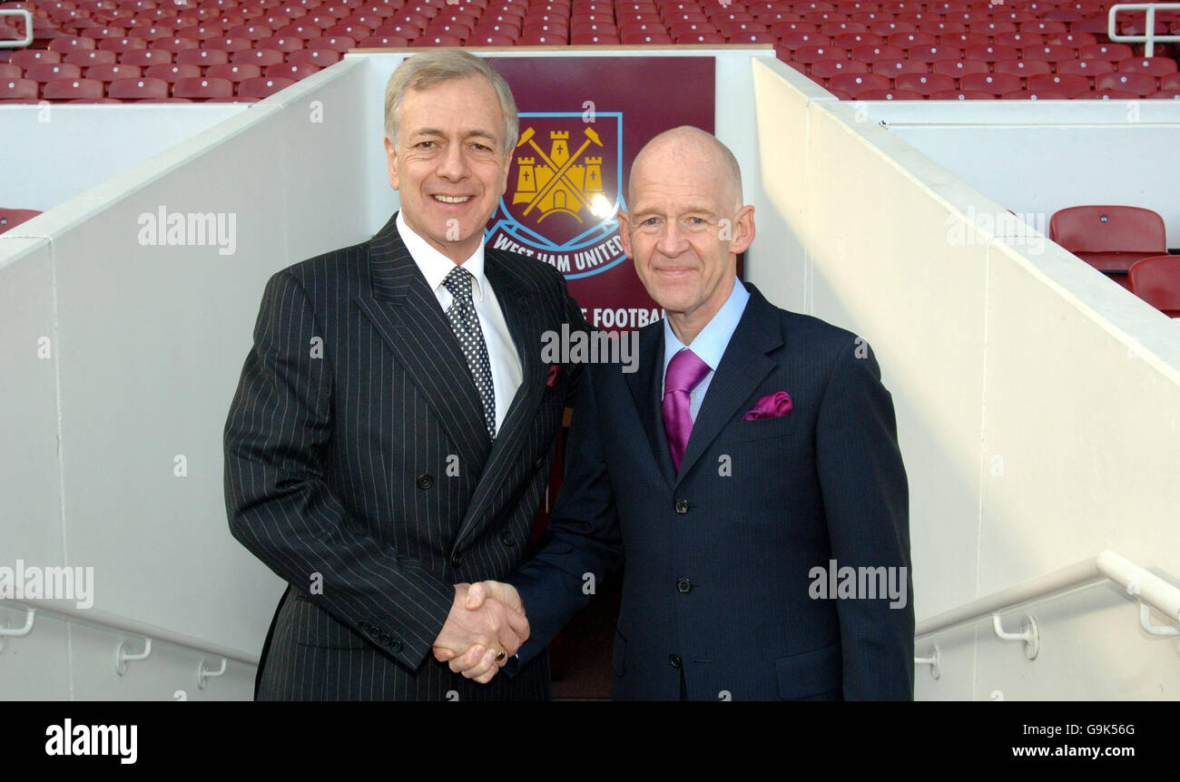 West Ham United ex-chairman Terry Brown (left) with Eggert Magnusson at  Upton Park, east London Stock Photo - Alamy
