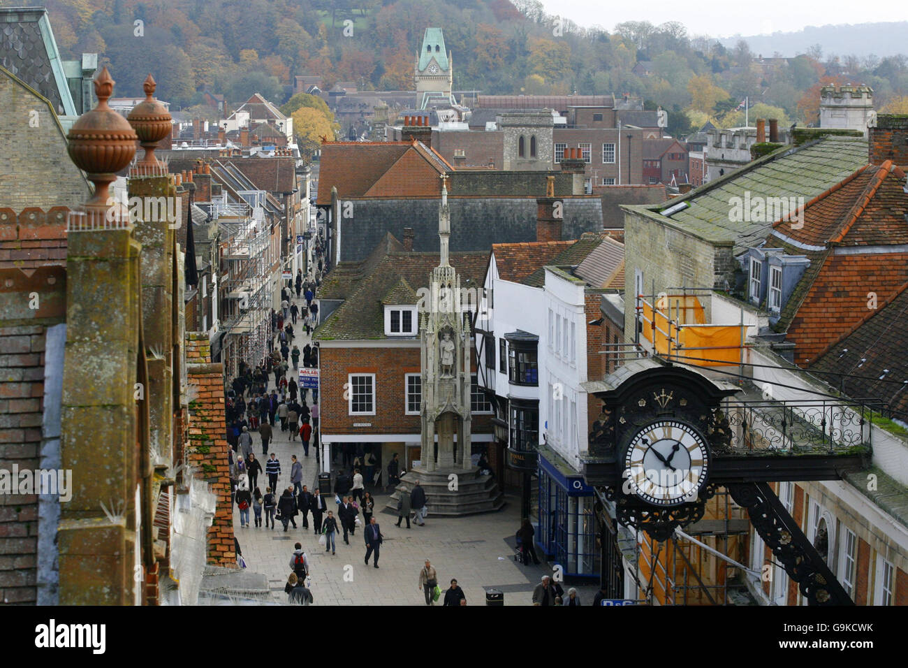Winchester high street high cross hi-res stock photography and images ...