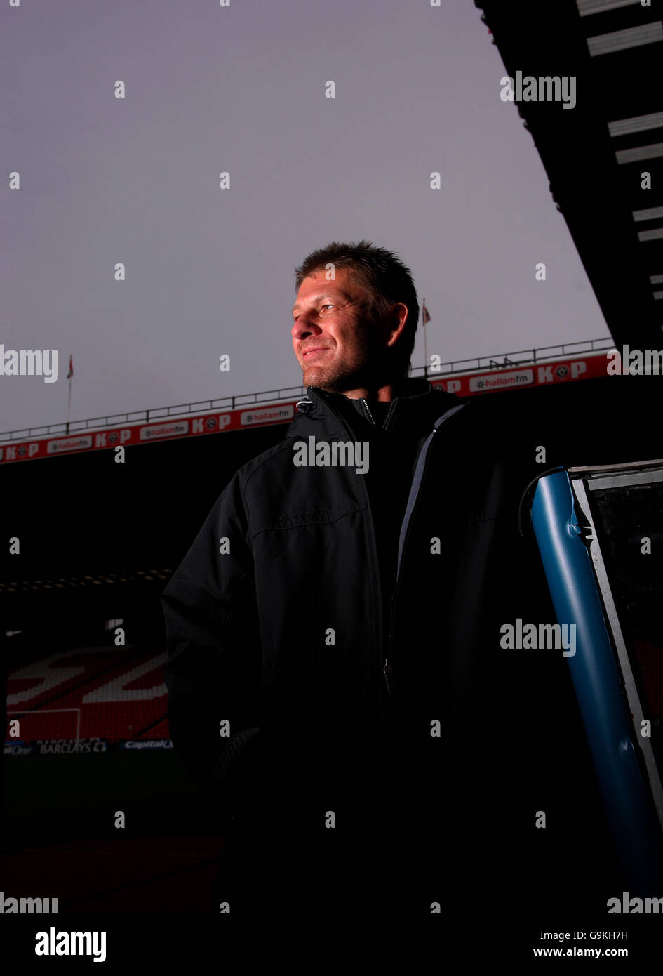 Hollywood film star sean bean photocall bramall lane hires stock