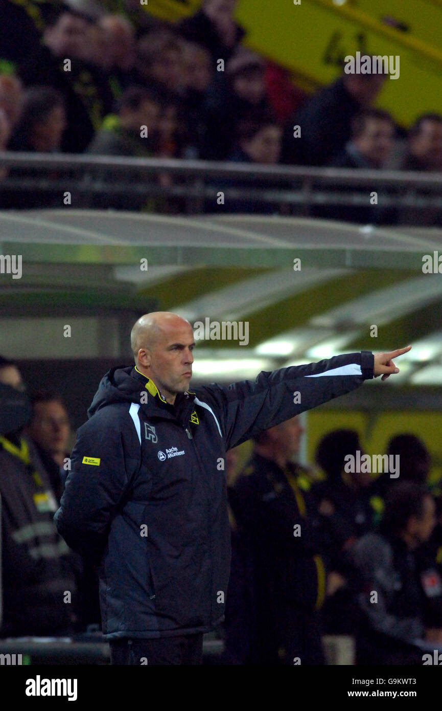 German Soccer - German Bundesliga - Borussia Dortmund v Alemania Aachen - Dortmund. Alemania Aachen's manager Michael Frontzeck Stock Photo