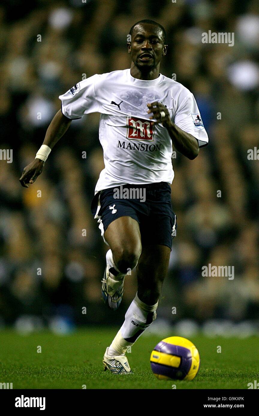 Soccer - FA Barclays Premiership - Tottenham Hotspur v Wigan Athletic - White Hart Lane. Didier Zokora, Tottenham Hotspur Stock Photo