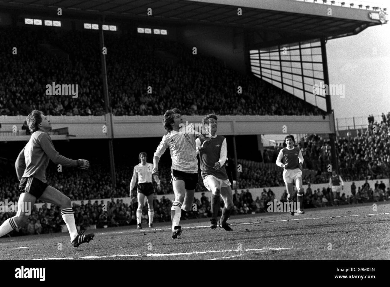 Graham Rix Arsenal High Resolution Stock Photography and Images - Alamy