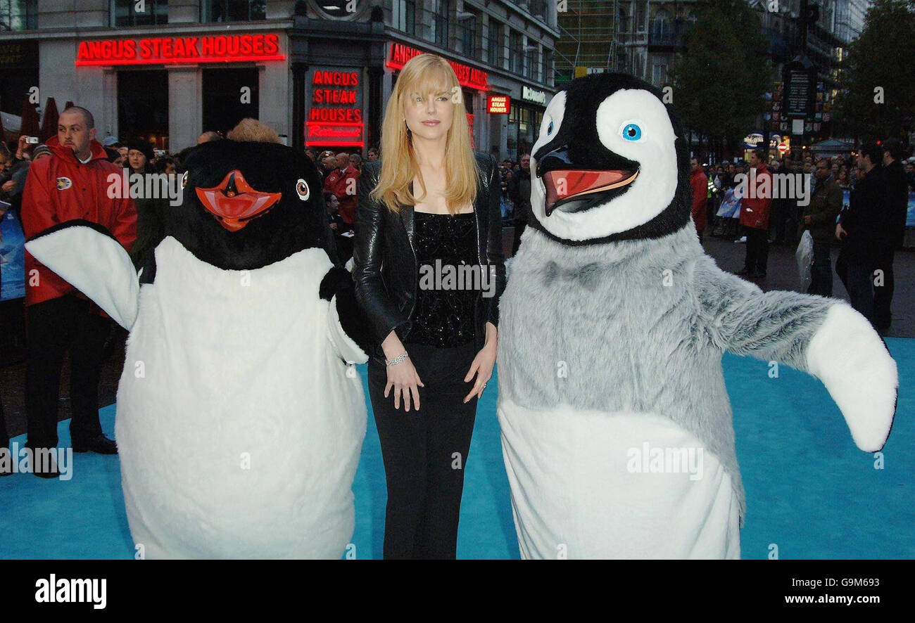 Happy Feet UK Premiere London Stock Photo Alamy