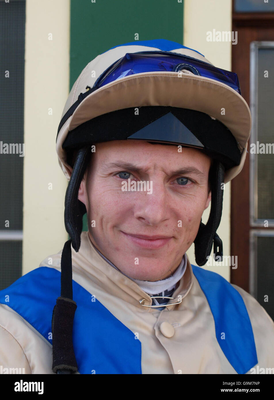 Jockey eddie ahern at lingfield racecourse hires stock photography and