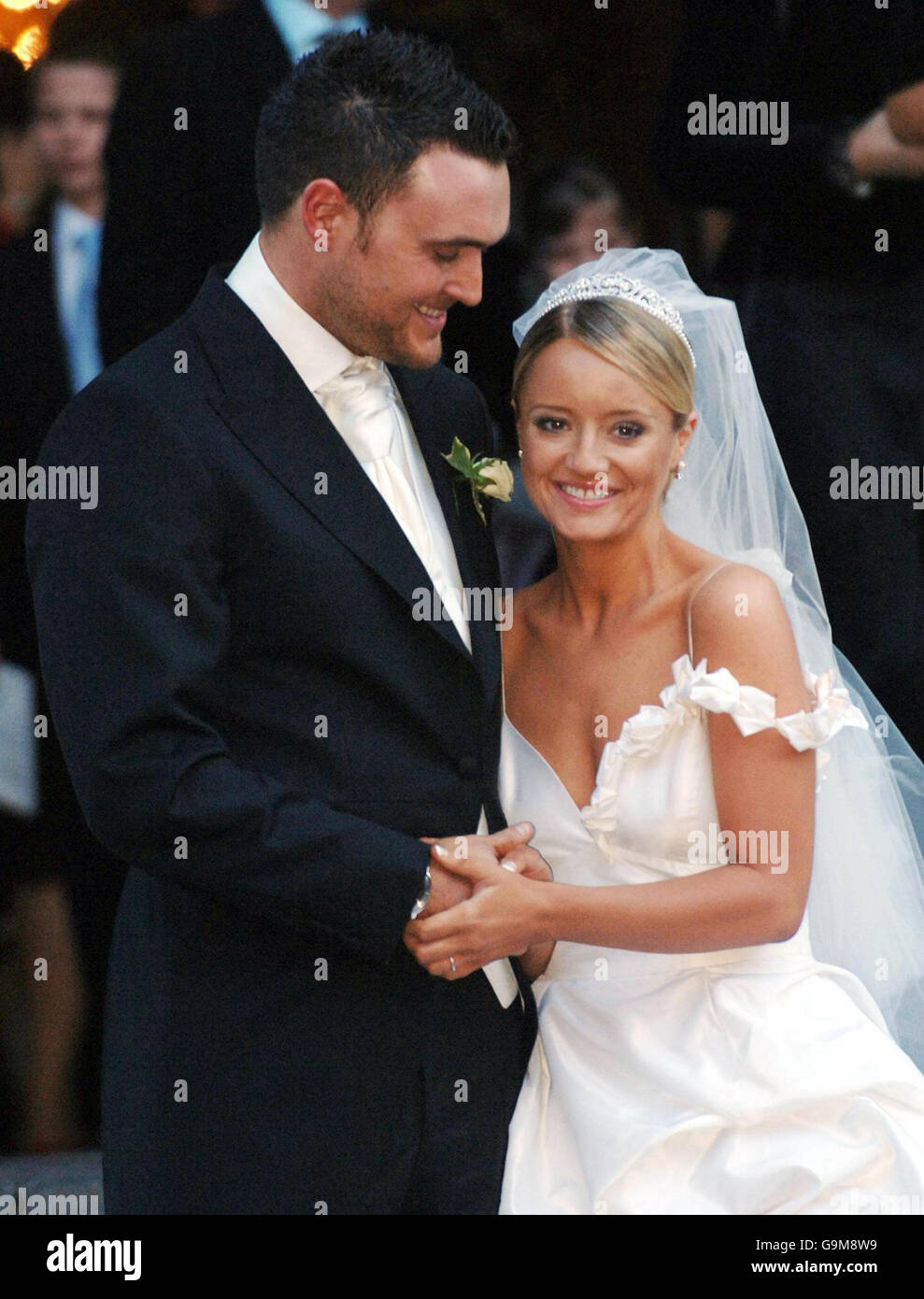 Actress Lucy Davis after she married Welsh actor Owain Yeoman at St Paul's Cathedral in London. Stock Photo